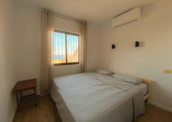 Casa Thalessa 쿰브레 델 솔